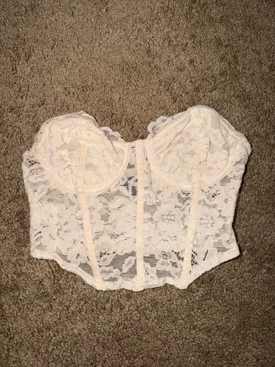 Kendall & Kylie Tops - PacSun Kendall & Kylie Cream Corset Style Top